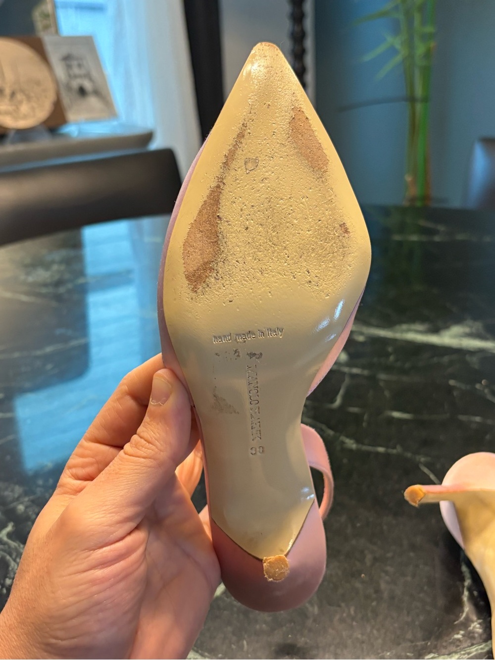 Preloved Manolo Blahnik (US 7.5 EUR38) - Picture 12 of 16